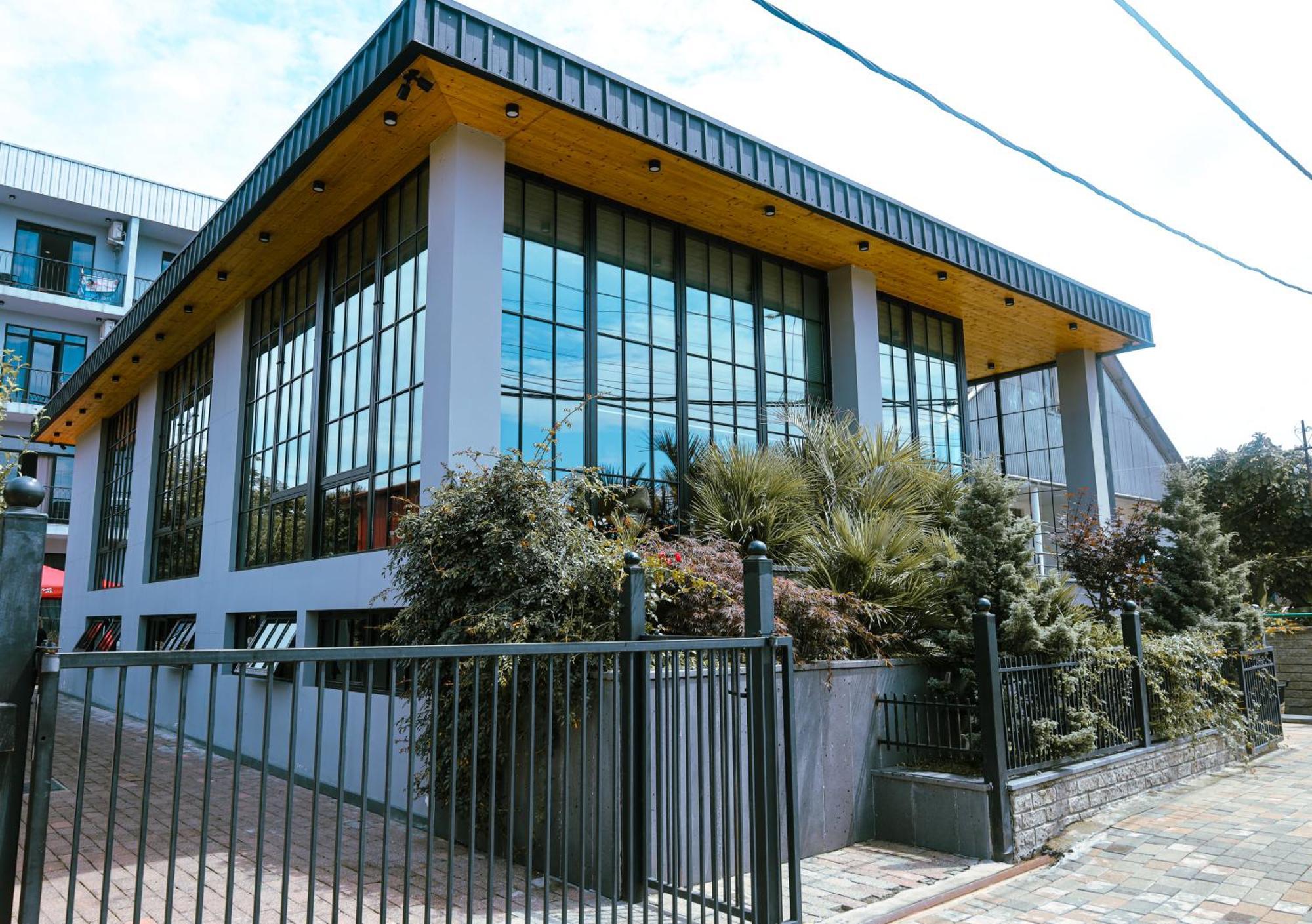 Level Up Hotel & Restaurant Kobuleti Exterior photo
