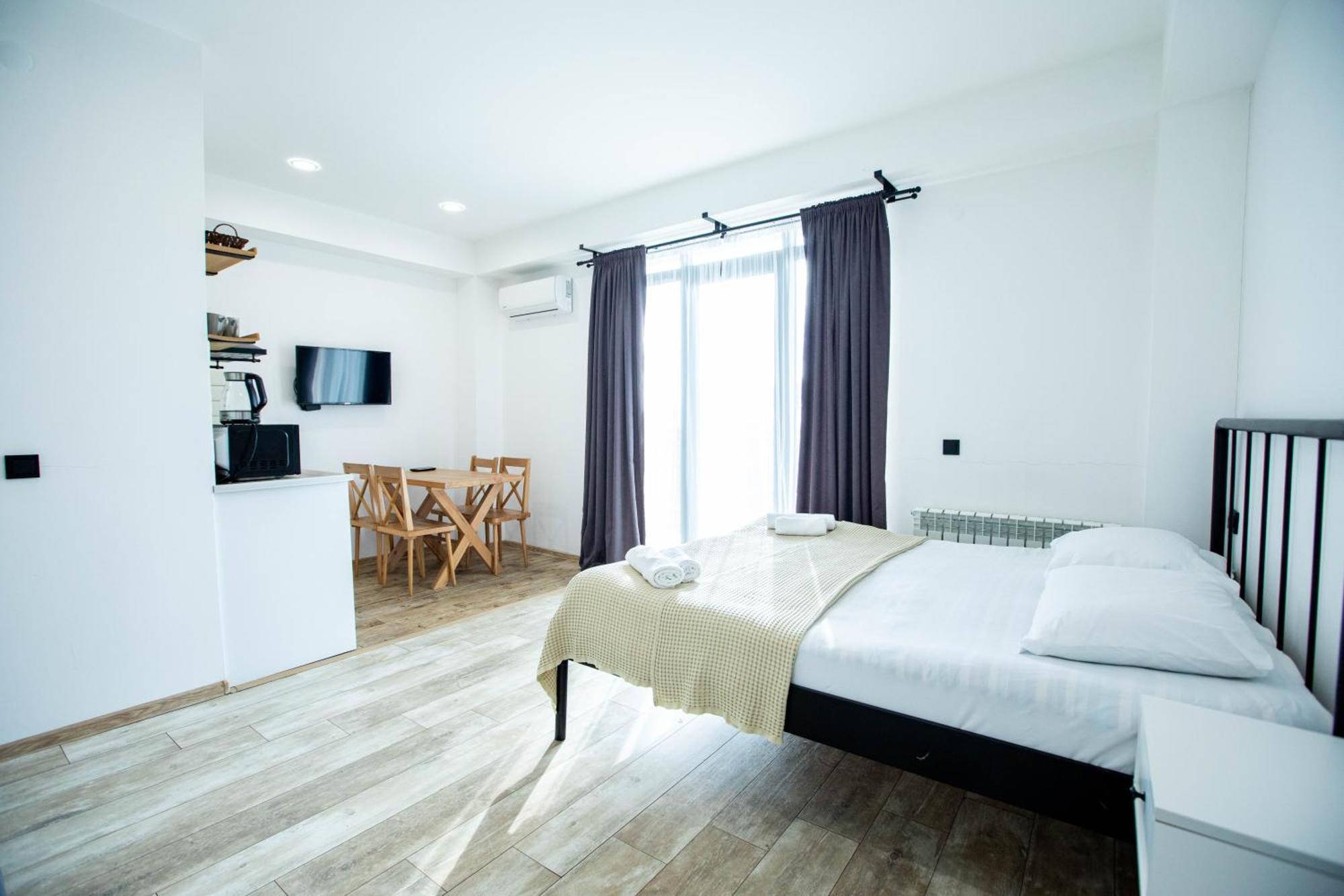 Level Up Hotel & Restaurant Kobuleti Exterior photo